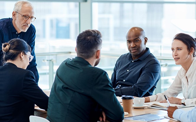 Trends in Public and Private Sector DC Plan Investment Menu Design Costs and ESG Incorporation