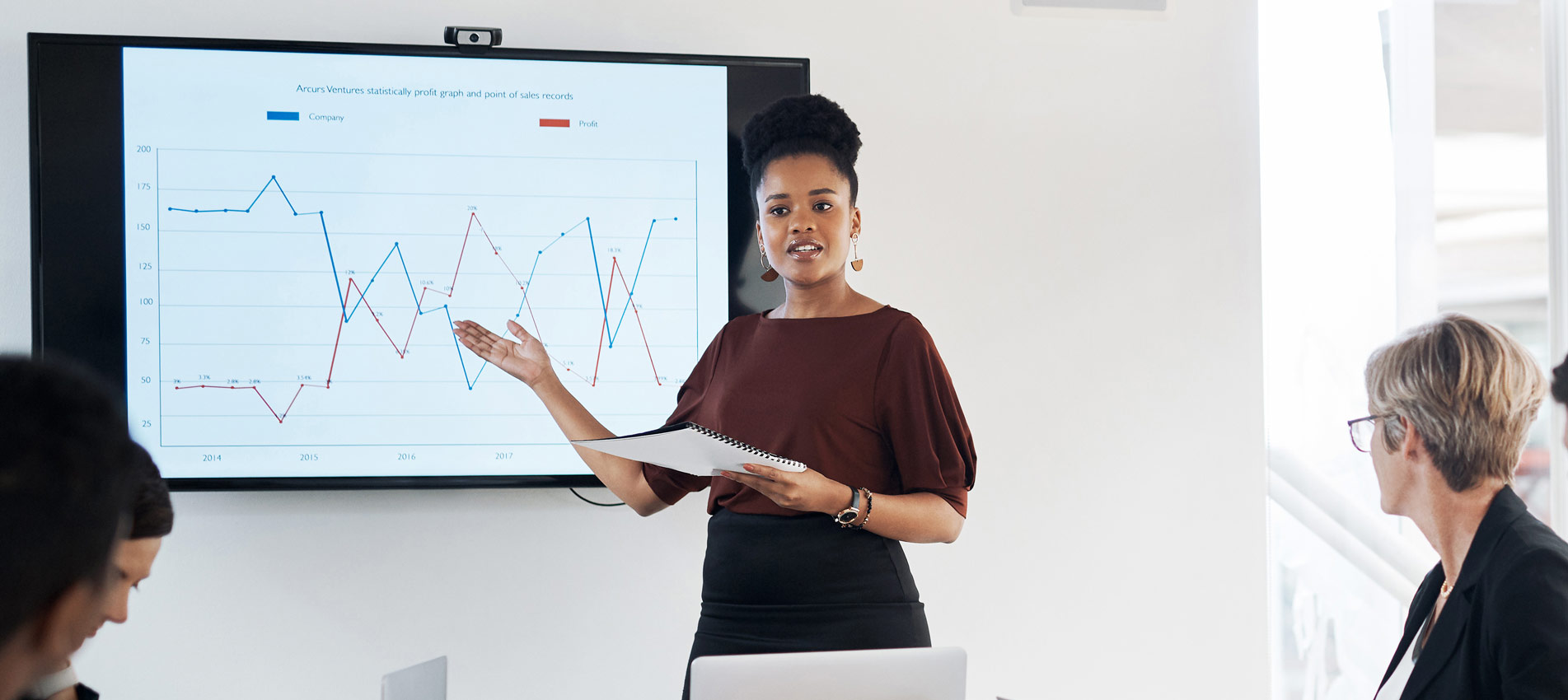 Businesspeople Having A Meeting In A Modern Office